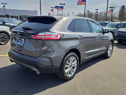 Carbonized Gray Metallic 2023 Ford Edge Titanium