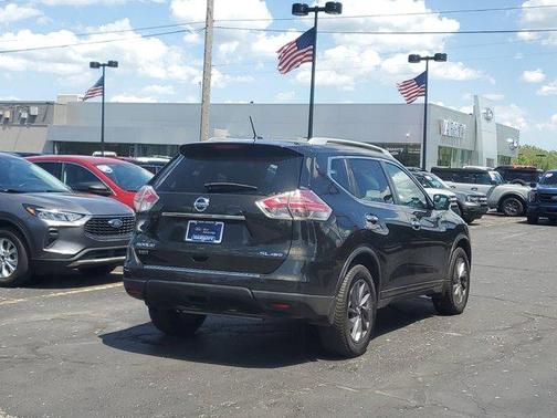 2016 Nissan Rogue SL