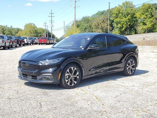 2022 Ford Mustang Mach-E Premium