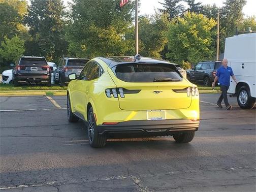 2025 Ford Mustang Mach-E Premium