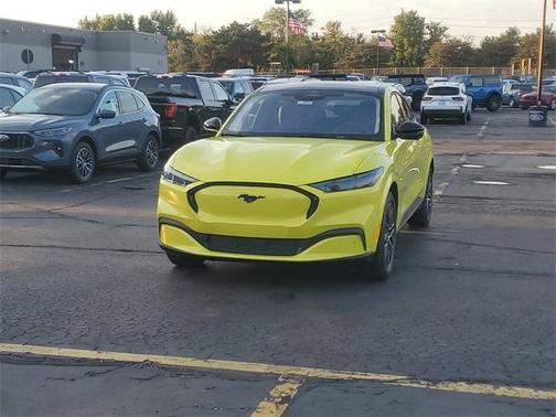 2025 Ford Mustang Mach-E Premium