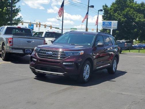 2023 Ford Explorer XLT