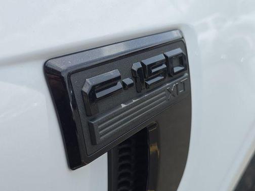 Oxford White 2024 Ford F-150 XLT
