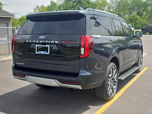 Blue Metallic 2026 Ford Expedition Platinum