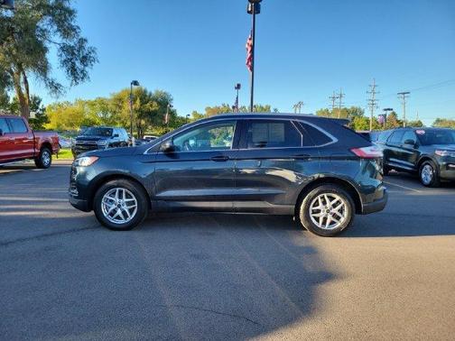 Blue Metallic 2024 Ford Edge SEL