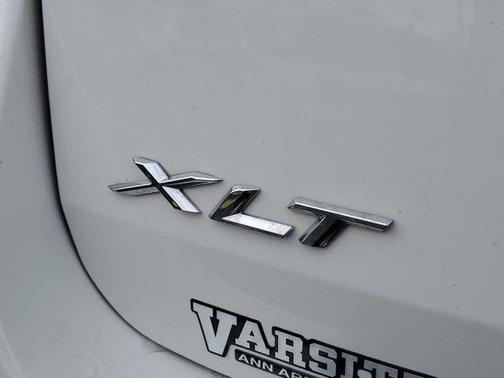 Star White 2024 Ford Explorer XLT