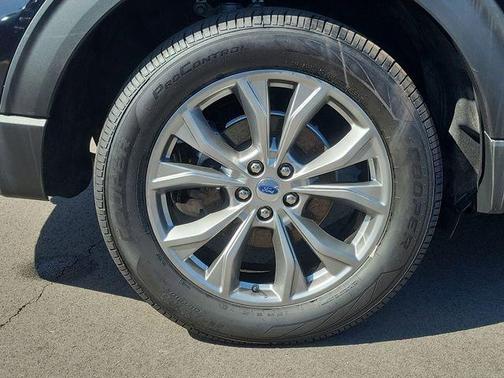 Black Metallic 2023 Ford Explorer XLT