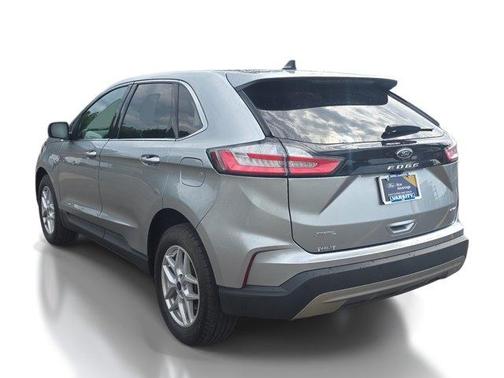 Silver Metallic 2024 Ford Edge SEL