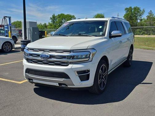 White Metallic 2023 Ford Expedition Max Platinum