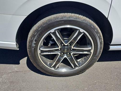 White Metallic 2023 Ford Expedition Max Platinum