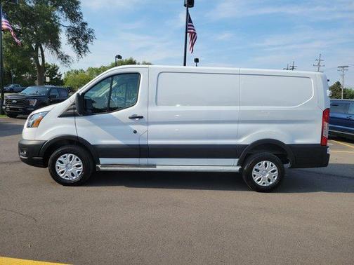 Oxford White 2025 Ford Transit-250 Base