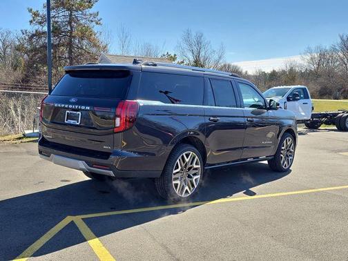 Gray Metallic 2026 Ford Expedition Max Platinum