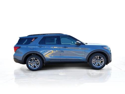 Medium Blue Metallic 2027 Ford Explorer Active