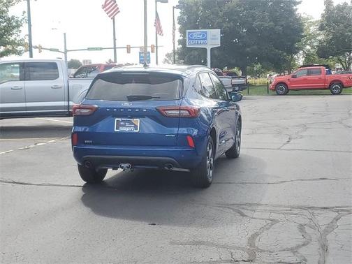 2023 Ford Escape ST-Line Select