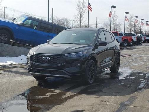 2025 Ford Escape ST-Line Elite