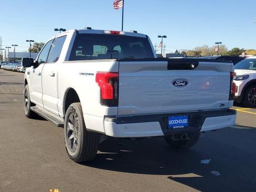 2025 Ford F-150 Lightning Flash
