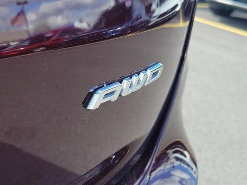 Burgundy 2023 Ford Edge SEL