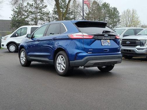 Blue Metallic 2023 Ford Edge SEL