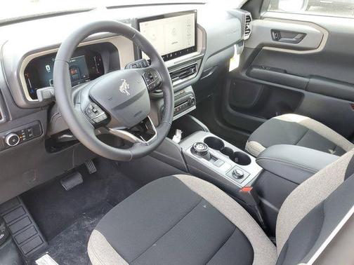 Oxford White 2026 Ford Bronco Sport Big Bend