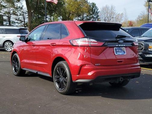 2022 Ford Edge ST Line