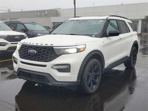 2023 Ford Explorer ST-Line