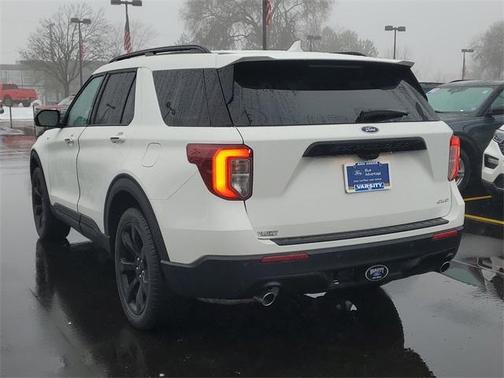 2023 Ford Explorer ST-Line