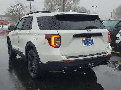2023 Ford Explorer ST-Line