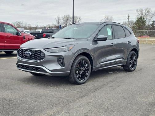 2026 Ford Escape ST-Line Elite