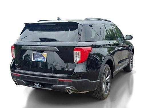 Black Metallic 2023 Ford Explorer XLT