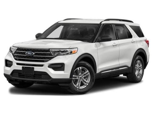 Silver Metallic 2021 Ford Explorer XLT
