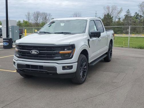 Avalanche 2026 Ford F-150 XLT