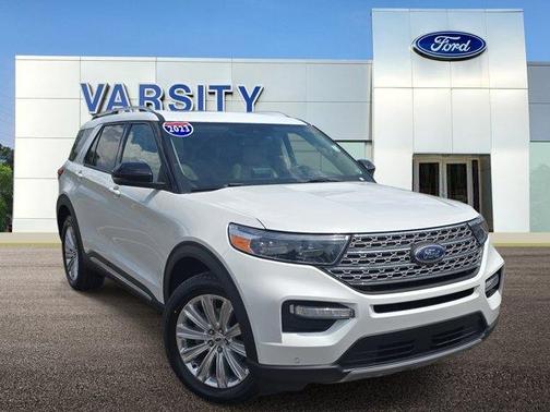 White Metallic 2023 Ford Explorer Limited