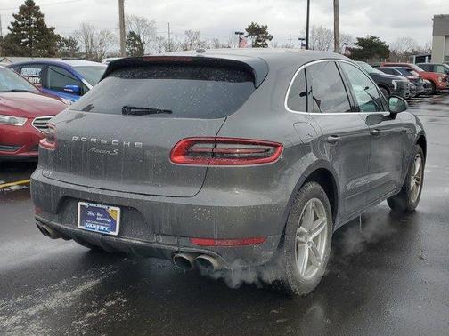 2015 Porsche Macan S