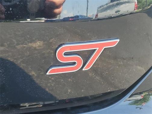 2019 Ford Edge ST