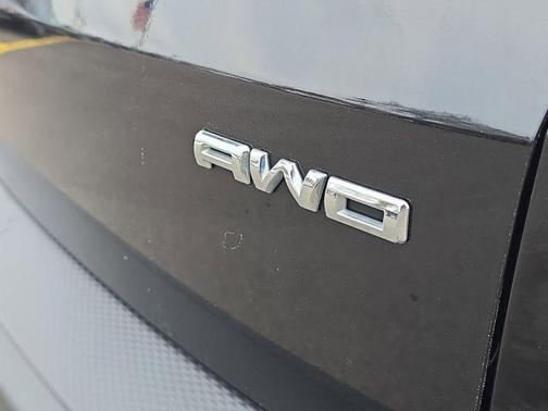 Black Metallic 2022 Ford Escape SE