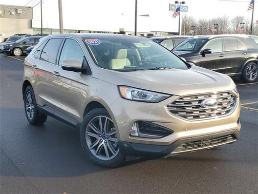 2021 Ford Edge Titanium