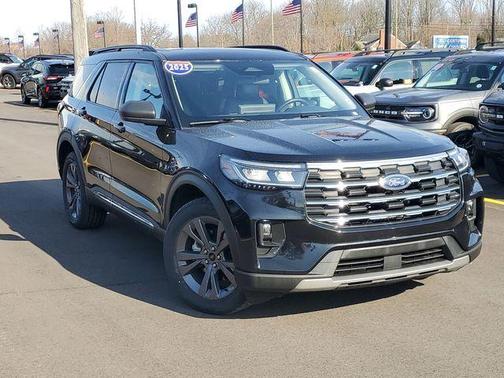 Black Metallic 2025 Ford Explorer Active