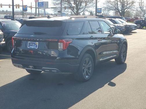 Black Metallic 2025 Ford Explorer Active
