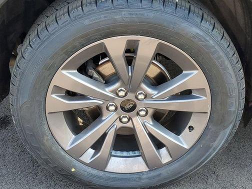 Black Metallic 2025 Ford Explorer Active