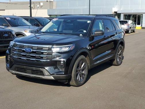Black Metallic 2025 Ford Explorer Active