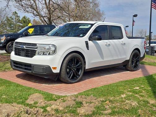 Oxford White 2024 Ford Maverick Lariat
