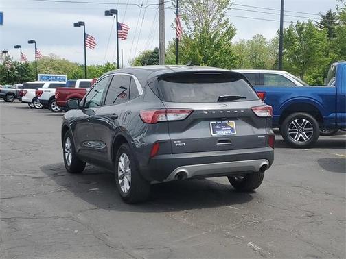 2022 Ford Escape SE