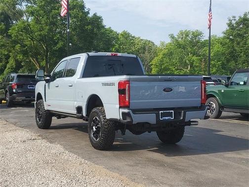 2025 Ford F-350 Lariat Super Duty