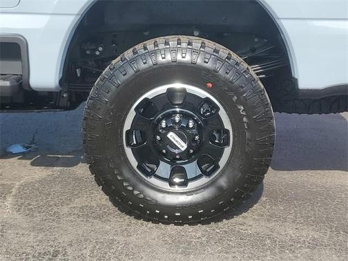 2025 Ford F-350 Lariat Super Duty