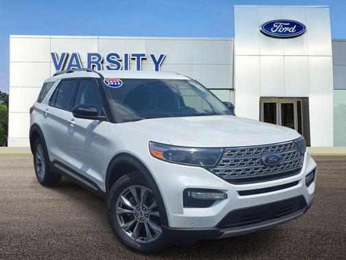 White Metallic 2023 Ford Explorer Limited