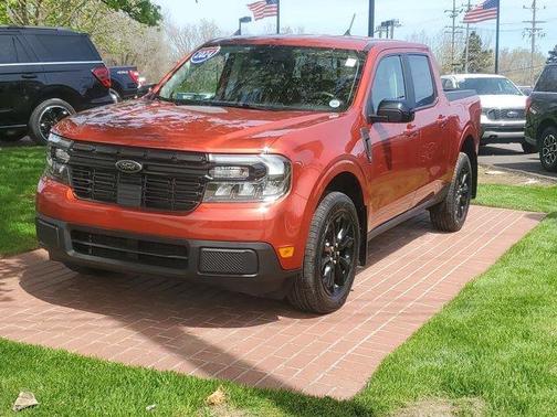 Chili Pepper Red 2024 Ford Maverick Lariat