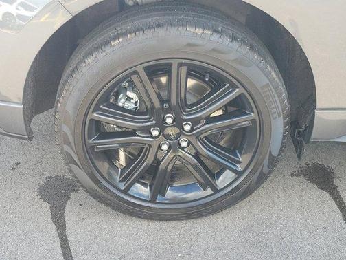 Gray Metallic 2024 Ford Edge ST Line