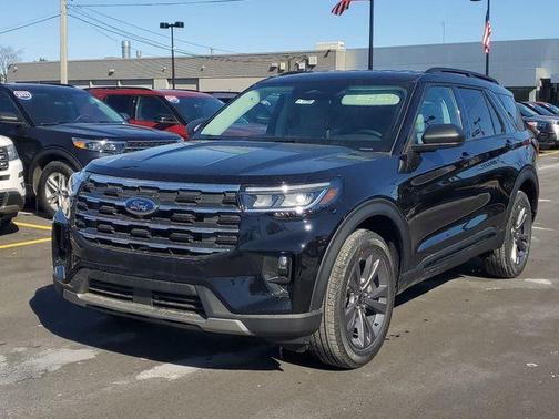 Black Metallic 2026 Ford Explorer Active