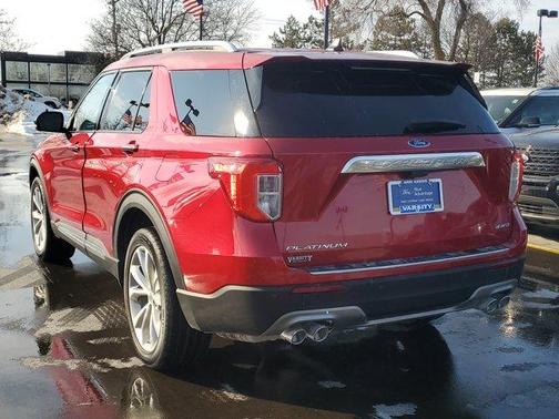 2023 Ford Explorer Platinum