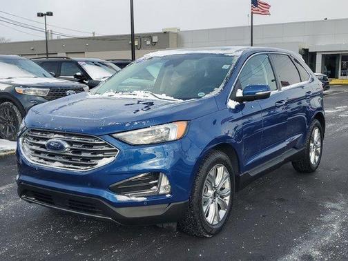 2023 Ford Edge Titanium